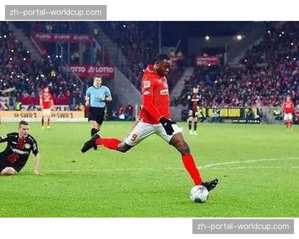 RB莱比锡1-0小胜门兴，迪奥曼德第81分钟反击破门锁定胜局